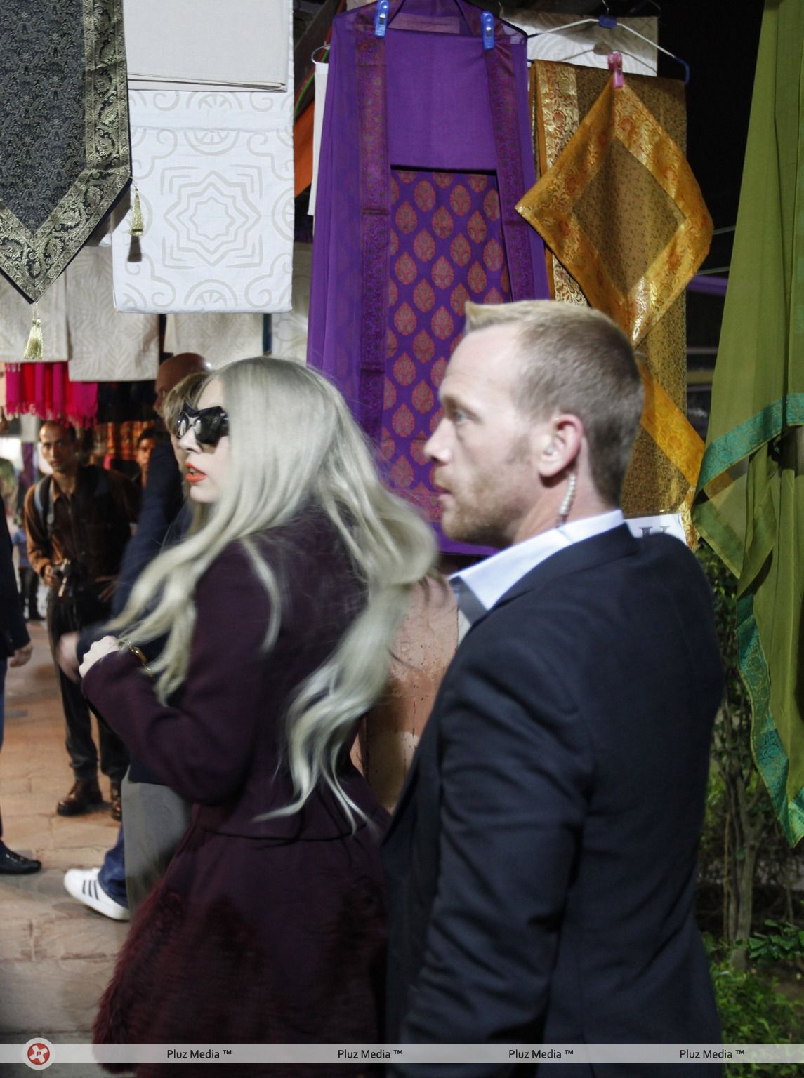 Lady Gaga shopping at the Dilli Haat handicrafts market | Picture 112547